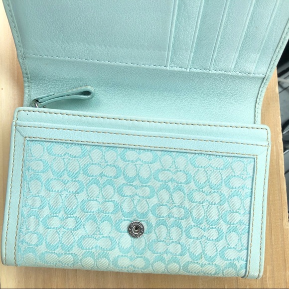 COACH Signature Canvas Mint Green Wallet - Picture 3 of 9